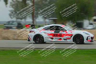 media/Dec-13-2025-OnGrid (Sat) [[98be3c0626]]/Group 2 Yellow/Sunset S4/